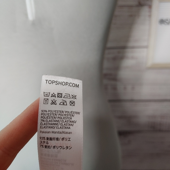 SOLD Topshop pink velvet twist front bodysuit 6 - Picture 7 of 12